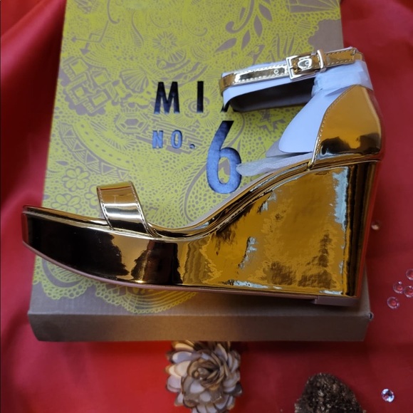 Wedges - Picture 4 of 4